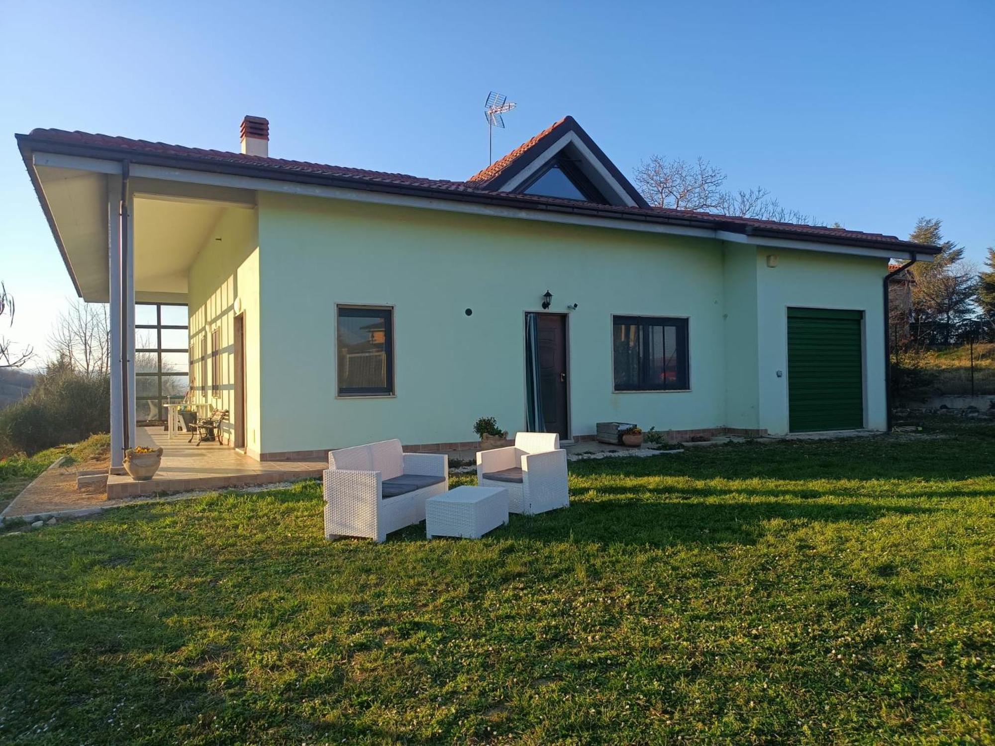 Pia'S House Garden Daire Campobasso Oda fotoğraf